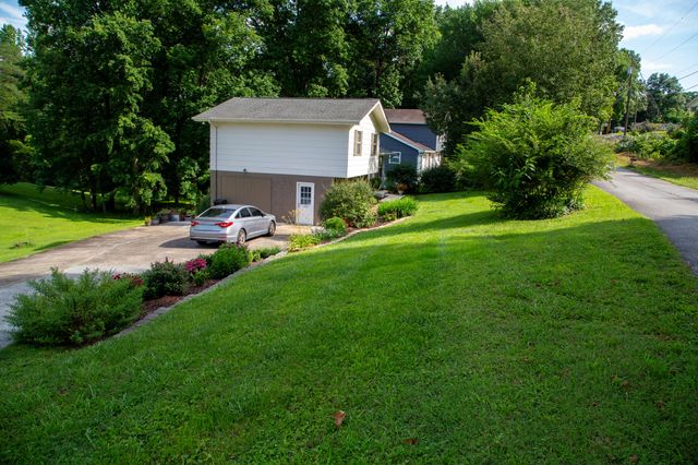 11252 Mcgill Road, Soddy Daisy, TN 37379