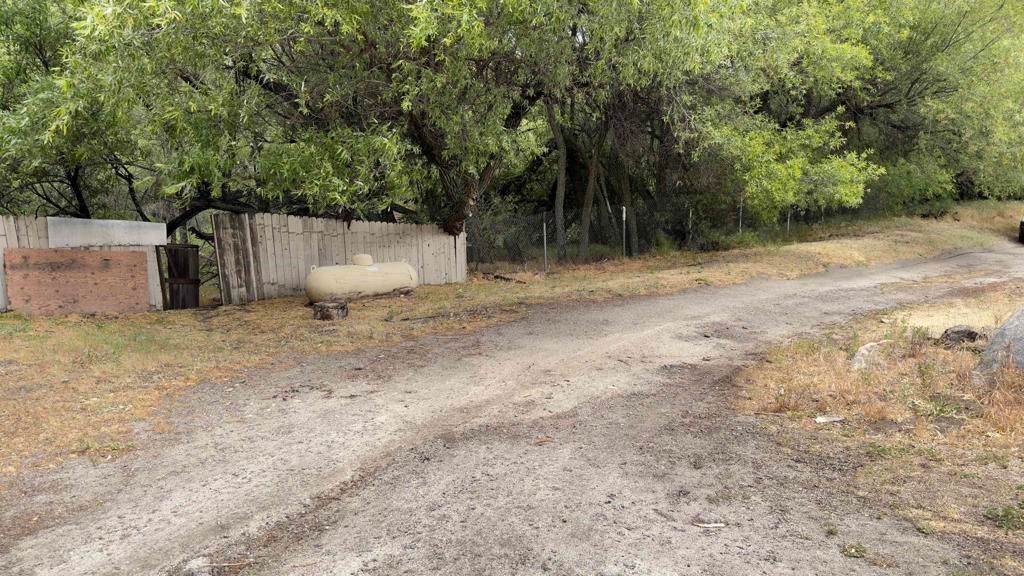 Image 6 of property listing at 37769 Royal Dr., Boulevard, CA 91905