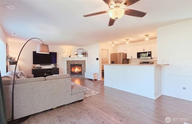 4650 Nooksack Loop, Mount Vernon, WA 98273