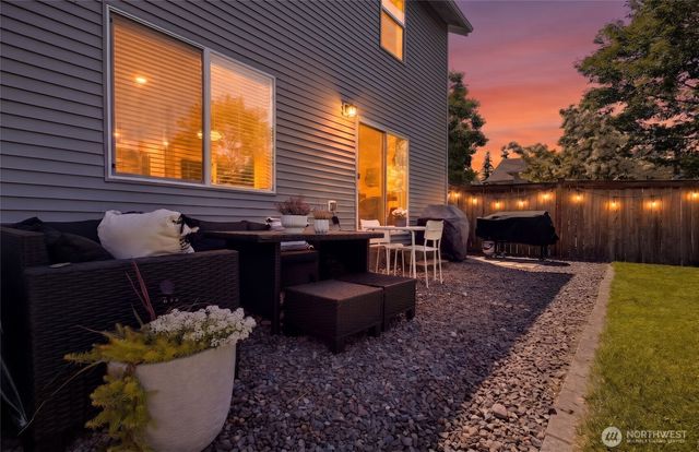 4650 Nooksack Loop, Mount Vernon, WA 98273