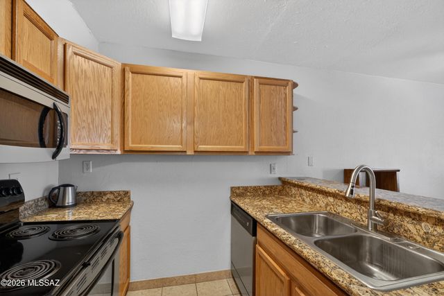 921 N Euclid Ave Unit 114, Tucson, AZ 85719