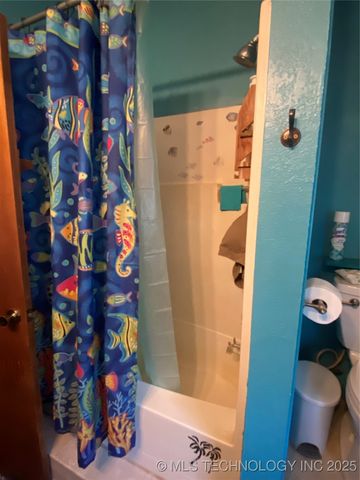 124 Russet Drive, Ardmore, OK 73401