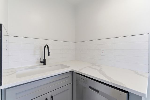 5308 Fullerton Drive, Columbus, OH 43232