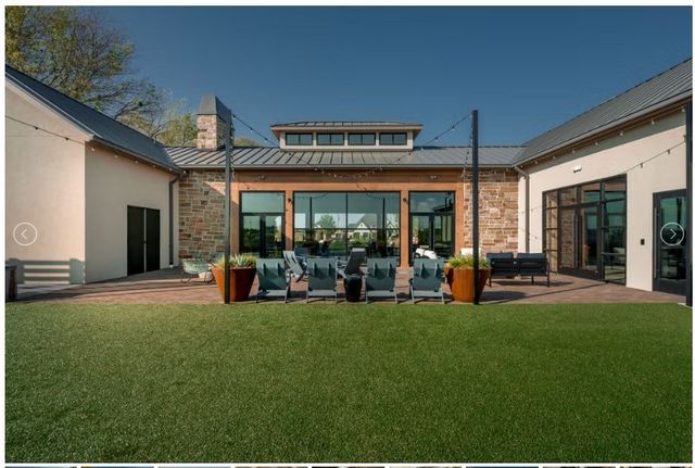 726 Cross Oaks Road, Lavon, TX 75166