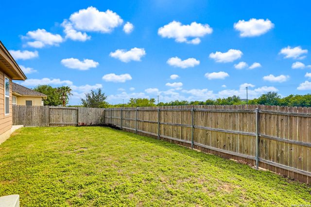 196 Bison Ln, Cibolo, TX 78108