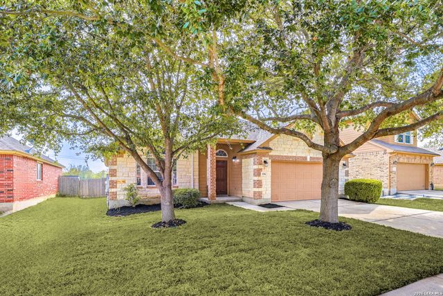196 Bison Ln, Cibolo, TX 78108