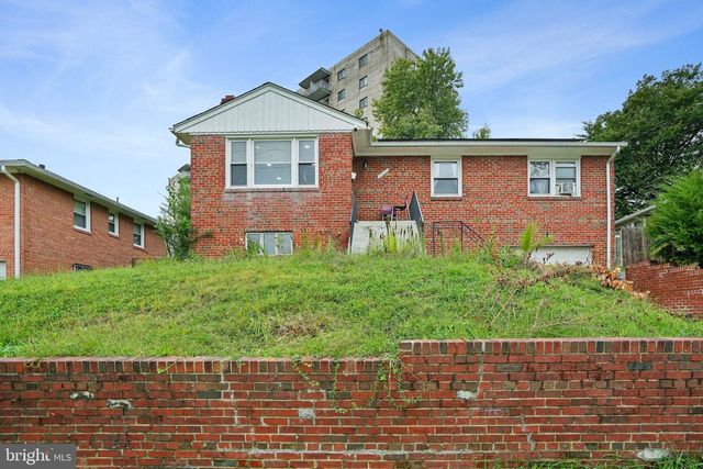 4227 23RD PKWY, Temple Hills, MD 20748