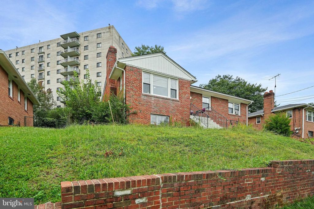 4227 23RD PKWY, Temple Hills, MD 20748