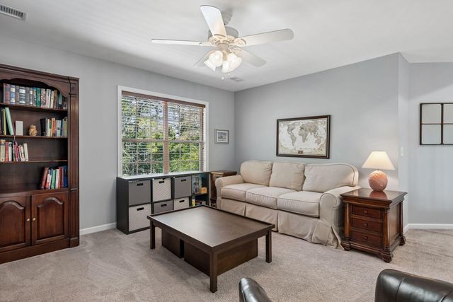 733 Ginglis Way, Mount Pleasant, SC 29464