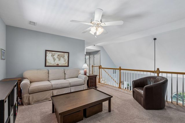 733 Ginglis Way, Mount Pleasant, SC 29464