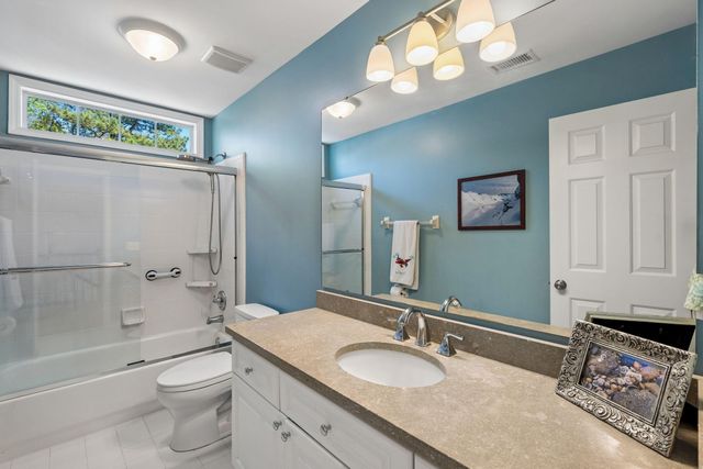 733 Ginglis Way, Mount Pleasant, SC 29464