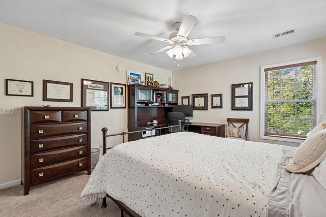 733 Ginglis Way, Mount Pleasant, SC 29464