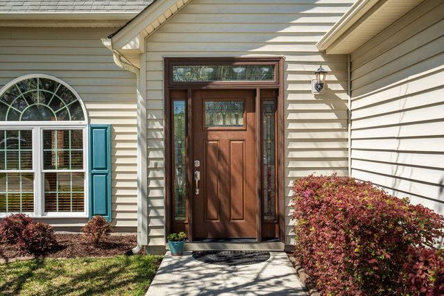 733 Ginglis Way, Mount Pleasant, SC 29464