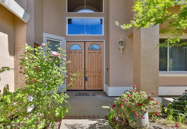 3373 Marina Cove Cir, Elk Grove, CA 95758