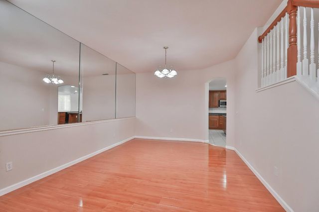 3373 Marina Cove Cir, Elk Grove, CA 95758