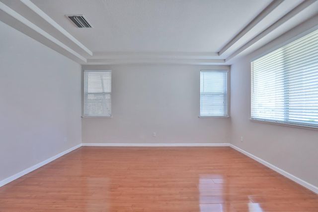 3373 Marina Cove Cir, Elk Grove, CA 95758