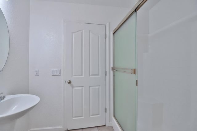 3373 Marina Cove Cir, Elk Grove, CA 95758