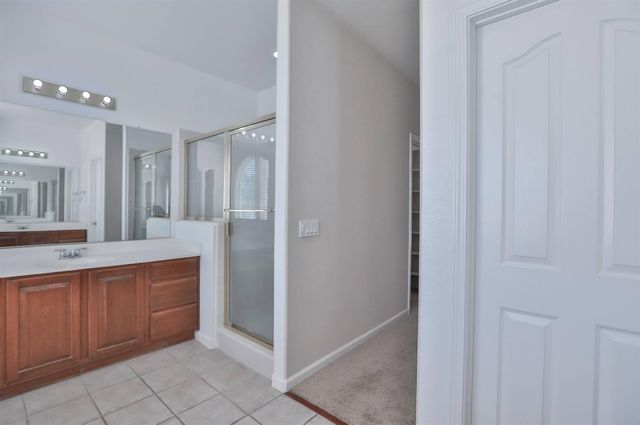 3373 Marina Cove Cir, Elk Grove, CA 95758