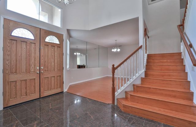3373 Marina Cove Cir, Elk Grove, CA 95758