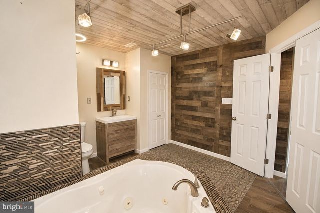 312 N HAMMONDS FERRY RD, Linthicum Heights, MD 21090