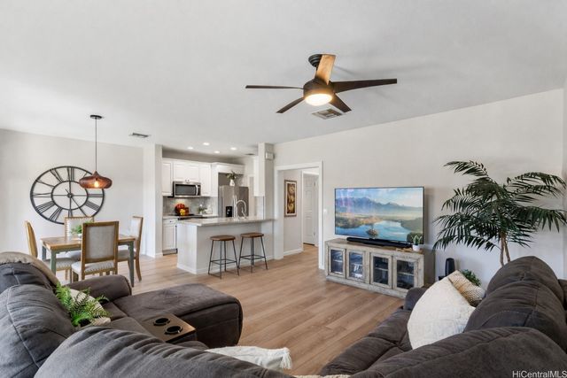 92-1172 Olani Street 51-3, Kapolei, HI 96707