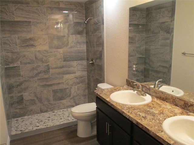5748 NW 5TH STREET, Ocala, FL 34482