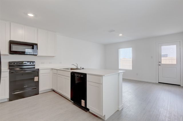 800 Sandhill Crane Lane, Princeton, TX 75407