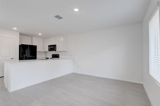 800 Sandhill Crane Lane, Princeton, TX 75407