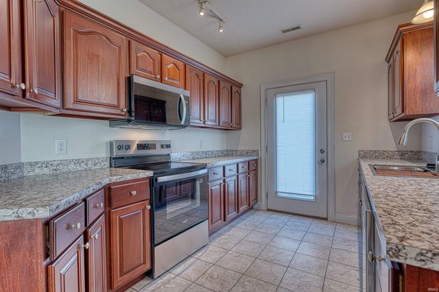 1505 Autumn Drive, Boonville, IN 47601