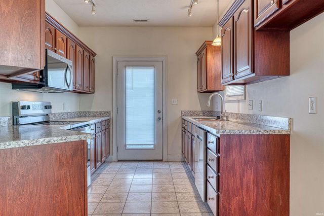 1505 Autumn Drive, Boonville, IN 47601