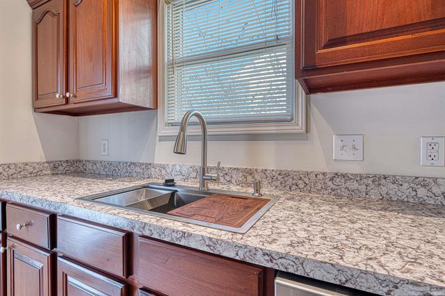 1505 Autumn Drive, Boonville, IN 47601