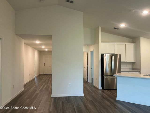 1178 Dania Circle NE, Palm Bay, FL 32905