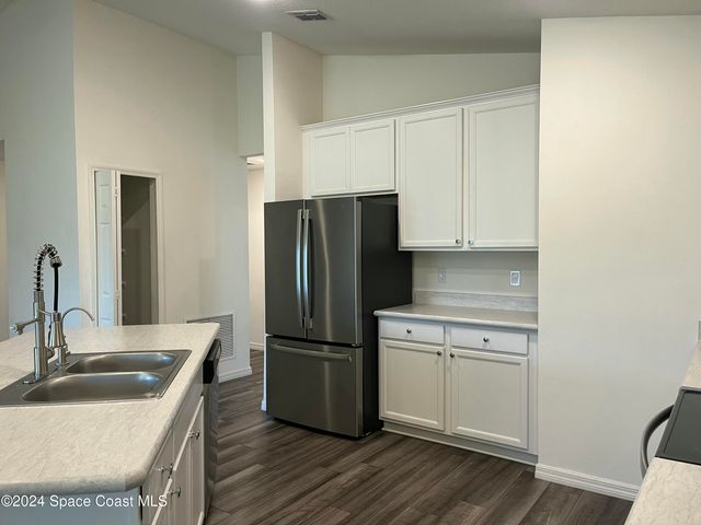 1178 Dania Circle NE, Palm Bay, FL 32905