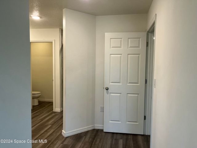 1178 Dania Circle NE, Palm Bay, FL 32905