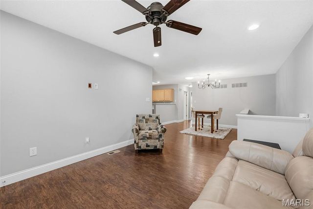3248 Meadow Trail Drive 75, St Peters, MO 63376