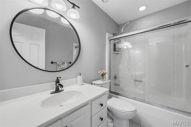 3248 Meadow Trail Drive 75, St Peters, MO 63376