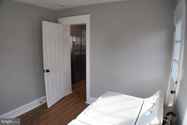 125 E AVON RD, Brookhaven, PA 19015