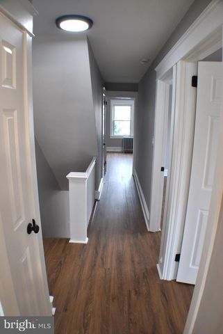 125 E AVON RD, Brookhaven, PA 19015