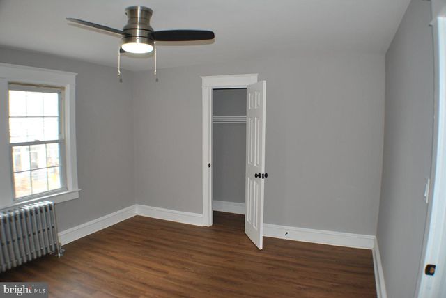 125 E AVON RD, Brookhaven, PA 19015