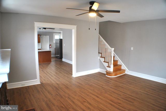 125 E AVON RD, Brookhaven, PA 19015