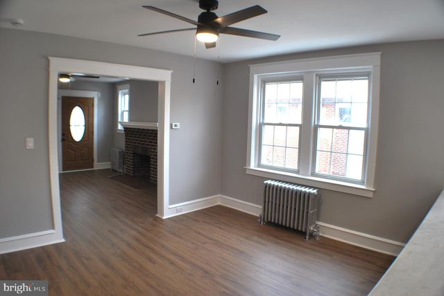 125 E AVON RD, Brookhaven, PA 19015