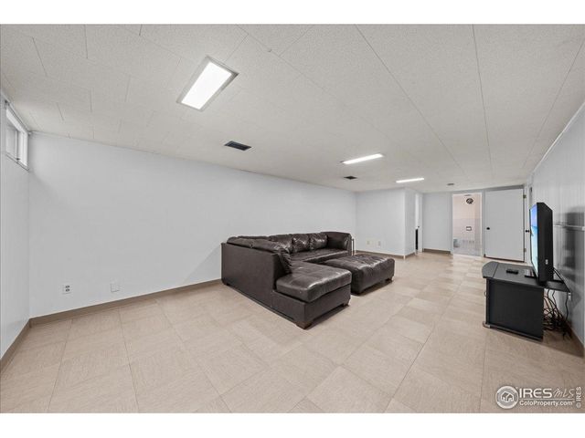 605 6th St, Windsor, CO 80550