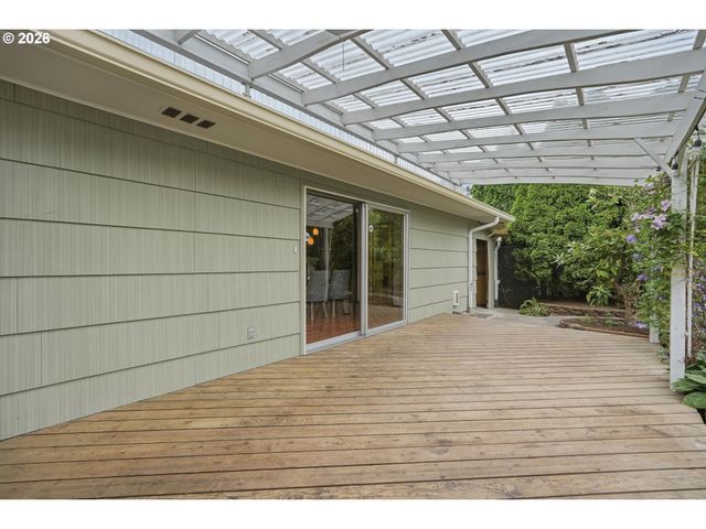 7969 Se THOMPSON Rd, Milwaukie, OR 97222