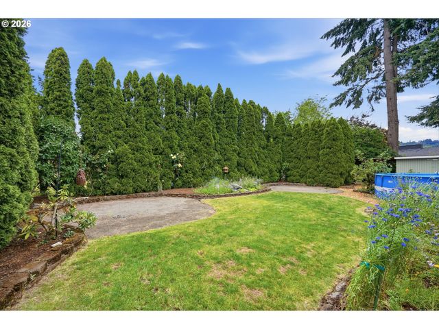 7969 Se THOMPSON Rd, Milwaukie, OR 97222