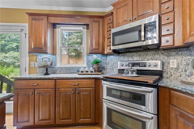 244 Hardin Home Way, Lawrenceville, GA 30043