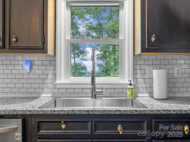 192 Shady Lane, Mill Spring, NC 28756