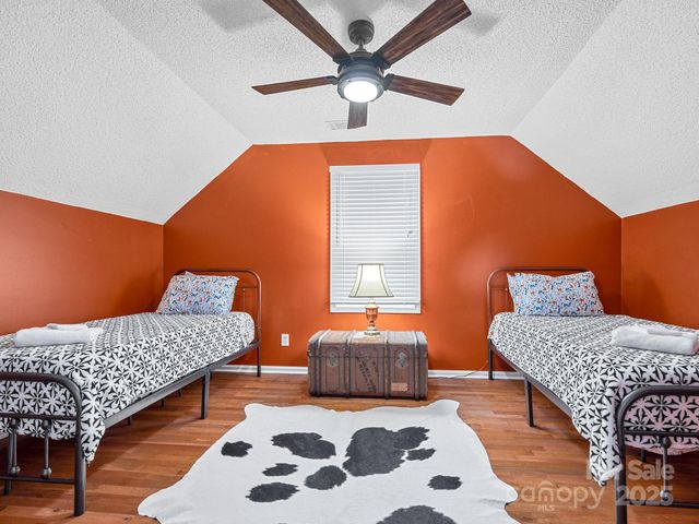 192 Shady Lane, Mill Spring, NC 28756