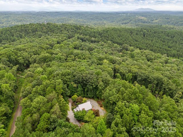 192 Shady Lane, Mill Spring, NC 28756