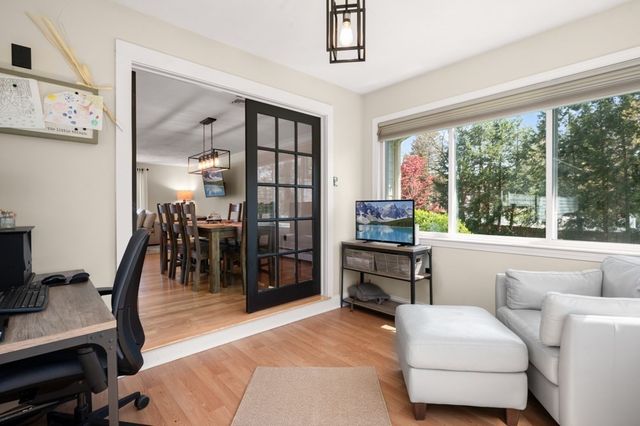 18 Aurele Cir, Reading, MA 01867