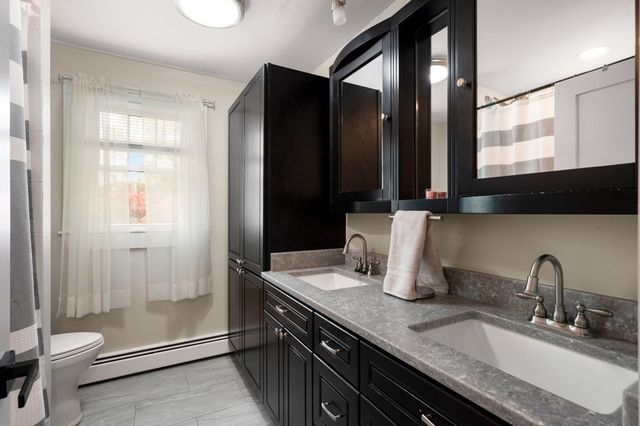 18 Aurele Cir, Reading, MA 01867
